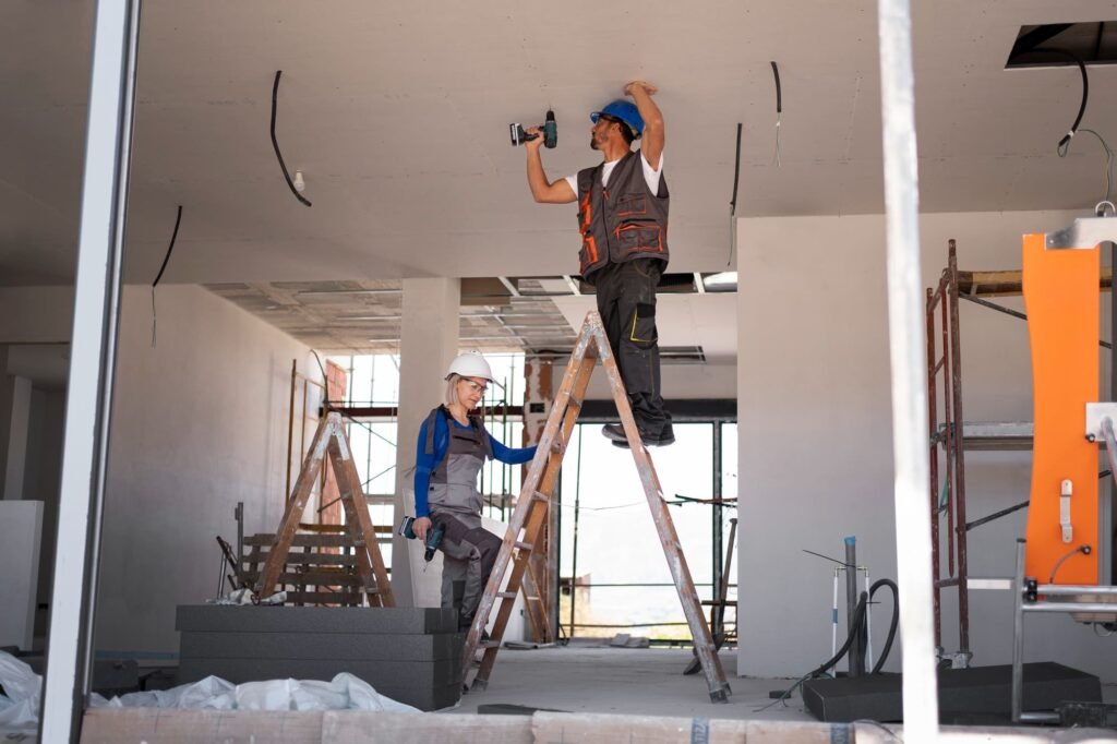 Espace de vie ouvert et lumineux après rénovation complète